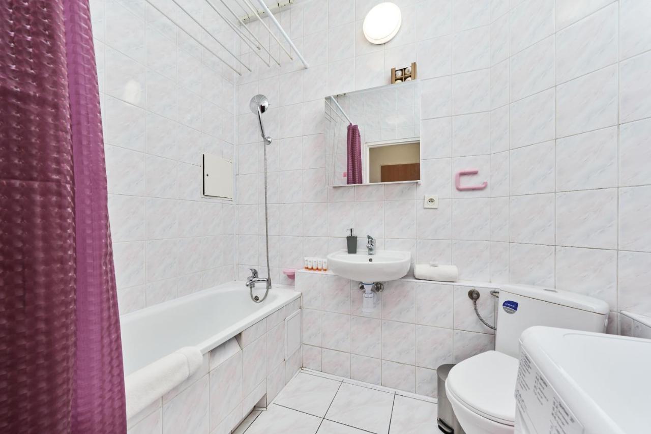 Apartments Wroclaw Legnicka By Noclegi Renters Bagian luar foto