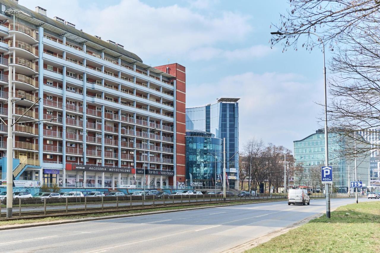 Apartments Wroclaw Legnicka By Noclegi Renters Bagian luar foto